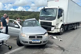 Idosa de 72 anos morre após grave acidente na BR-116 - Imagem