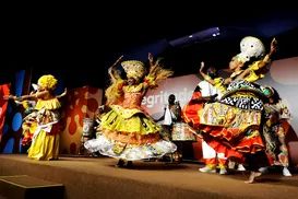 Ilê Aiyê realiza oficina de dança afro gratuita em Salvador - Imagem