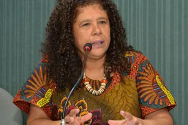 Indignação que transforma a vida das mulheres - Imagem