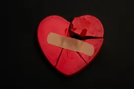 Infarto ou tristeza? Saiba diferenciar a síndrome do coração partido - Imagem