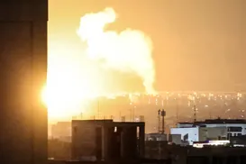 Irã ameaça matar Netanyahu após nova onda de ataques de Israel - Imagem