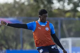 Joia avança na recuperação e Bahia goleia por 6 a 0 em jogo-treino - Imagem