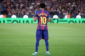 Joia do Barcelona sofre lesão e corre contra o tempo para disputar Copa do Mundo - Imagem