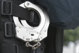 Jovem de 17 anos morre após "brincadeira" de roleta russa - Imagem