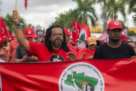 Kleber Rosa: eleger Flávio Bolsonaro é "entregar o Brasil a Trump" - Imagem