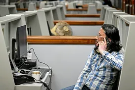 Lucro suspeito: investidores faturam bilhões minutos antes de anúncio de Trump - Imagem