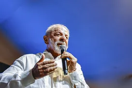 Lula rebate Flávio e compara Bolsonaro a carro desmanchado - Imagem