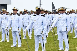 Marinha encerra inscrições para concurso com salário de R$ 9 mil nesta quarta - Imagem