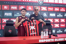 Martínez é apresentado no Vitória: "Atmosfera do Barradão convenceu" - Imagem