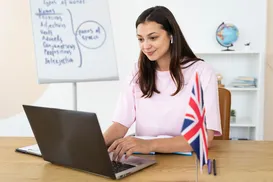 MEC anuncia cursos de inglês e espanhol grátis; saiba detalhes - Imagem