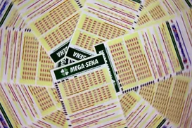 Mega-Sena acumula e prêmio estimado chega a R$ 52 milhões - Imagem