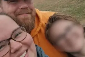 Menino de 11 anos mata pai adotivo após ter videogame confiscado - Imagem