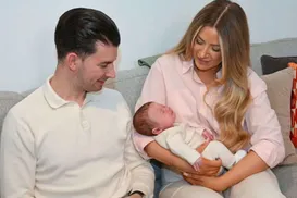 Milagre da ciência: mulher que nasceu sem útero dá a luz após receber transplante - Imagem