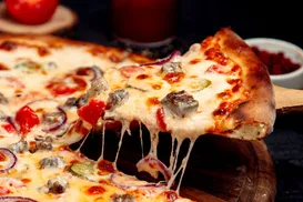 Morte e 100 intoxicados em pizzaria: pouca higiene e insetos podem ser motivo - Imagem