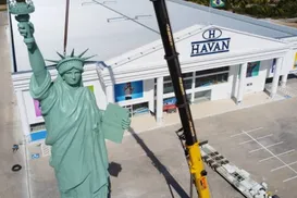 MP pede retirada de estátua da Havan e cobra R$ 500 mil por irregularidades - Imagem