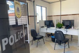 Mulher furta e ofende vítima com fala racista em delegacia na Bahia - Imagem