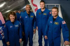 Nasa enviará primeira mulher e astronauta negro à Lua; conheça - Imagem