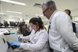 Novo exame de sangue brasileiro detecta câncer antes dos sintomas - Imagem