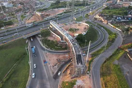 Obras do VLT avançam e modificam trânsito no entorno da BR-324 - Imagem