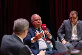 Paulo Azi diz que há espaço para avançar no fim da escala 6x1 - Imagem