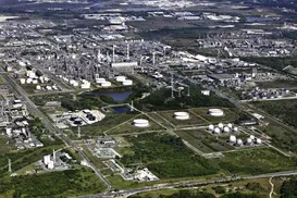 PIB de R$ 27 bilhões: Camaçari se torna sinônimo de indústria na Bahia - Imagem