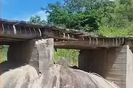 Ponte que divide Bahia e Minas é interditada após risco de desabamento - Imagem