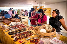 Povos indígenas da Bahia expõem arte em feira nacional - Imagem