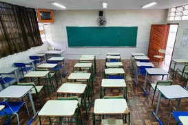 Professora é condenada por injúria racial: "Não fica vermelho porque é preto" - Imagem