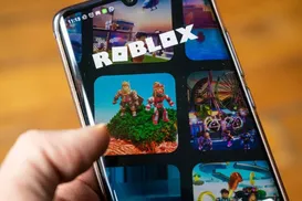 Prostituição no Roblox: grupo alvo da polícia anunciava ‘jobs’ no jogo - Imagem