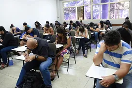 Quer terminar o ensino médio? Inscrições para o Encceja encerram em breve - Imagem