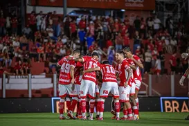 “Rei do acesso”, ex-Bahia acerta com clube da Série B do Brasileirão - Imagem