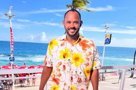 Repórter é atingido por cassetete de PM durante Arrastão em Salvador - Imagem