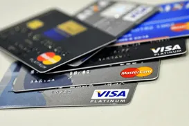 Saiba como este tipo de dívida faz seu banco bloquear seu saldo - Imagem