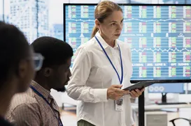 Salvador lidera avanço feminino no mercado financeiro regional - Imagem