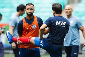 Titular do Bahia não participa de treino e é dúvida para o Ba-Vi - Imagem