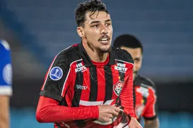 Vitória fecha acordo para renegociar dívida por Claudinho; entenda - Imagem