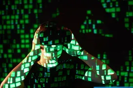 Vivemos em um HD gigante? Entenda a descoberta que chocou a física - Imagem