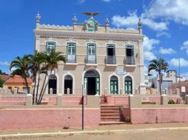 Bahia tem 1,7 mil vagas em prefeituras; salários chegam a R$ 5,8 mil - Imagem