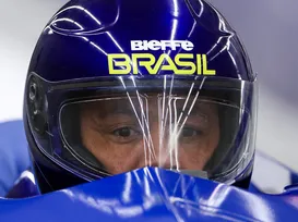 Da Bahia para o gelo: lenda do bobsled revela bastidores da carreira - Imagem