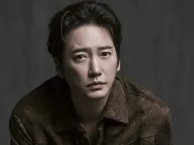 Famoso ator de k-dramas é encontrado morto em apartamento aos 44 anos - Imagem