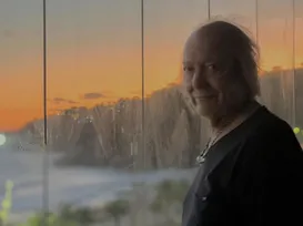 Herança de R$ 25 milhões gera guerra entre viúva e filhos de astro - Imagem