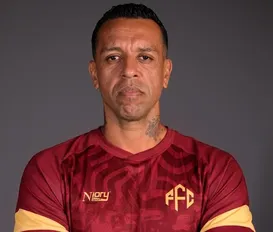 Feira FC anuncia goleiro ex-São Paulo e Botafogo para 2026 - Imagem