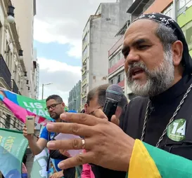 Ele está de volta! Padre Kelmon anuncia que será candidato - Imagem