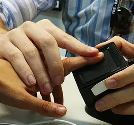 Eleitores baianos sem biometria receberão mensagens do TRE no WhatsApp - Imagem