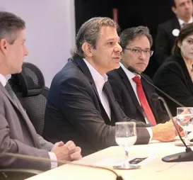 Fernando Haddad cede à pressão e vai disputar eleição em São Paulo - Imagem