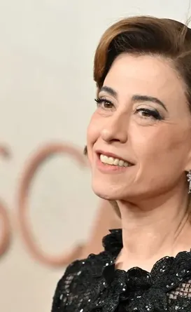 Fernanda Torres vai protagonizar drama ao lado de estrela de Hollywood