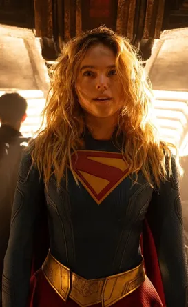 Supergirl ganha trailer inédito com participação de Superman; confira