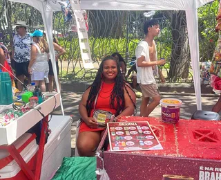 Adeus e estreia: ambulantes encerram Carnaval com diferentes sensações