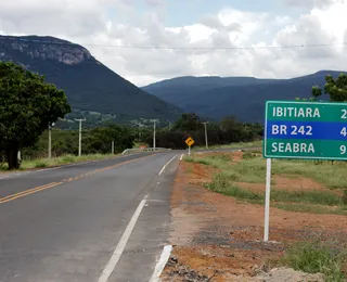 Adolescente aprende a dirigir na internet e viaja 500 km para conhecer garota na Bahia