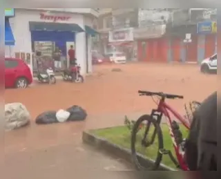 Alerta vermelho: Valença e Ituberá registram fortes chuvas e alagamentos